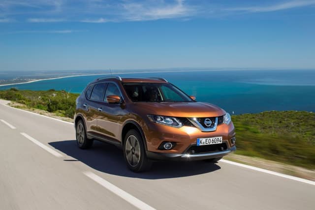 2014 Nissan X-Trail III (T32) 2.0i (144 Hp)